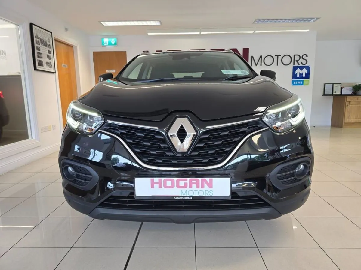 Renault KADJAR Iconic Blue DCI 115 MY1 5DR - Image 2