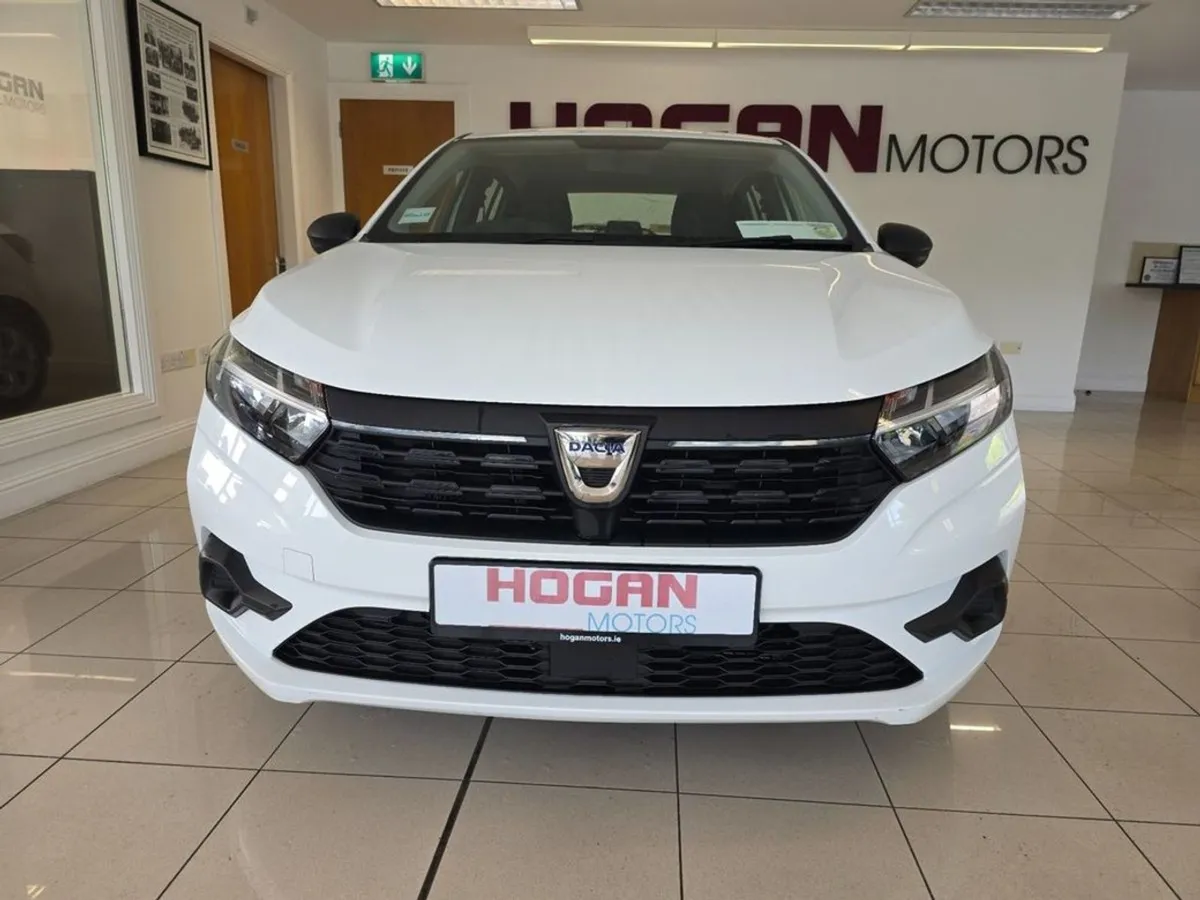 Dacia Sandero Essential 75 My22 New Model - Image 2