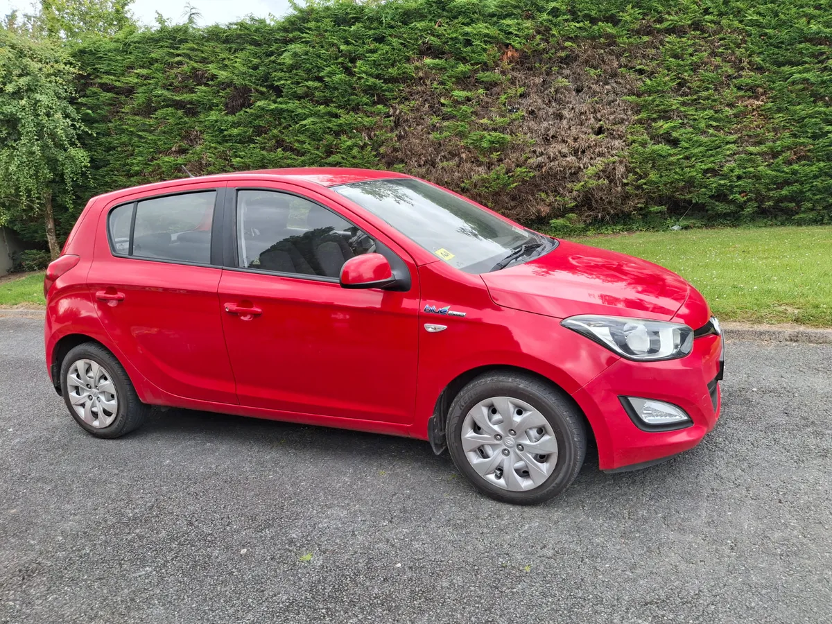 Hyundai i20 2014 - Image 2