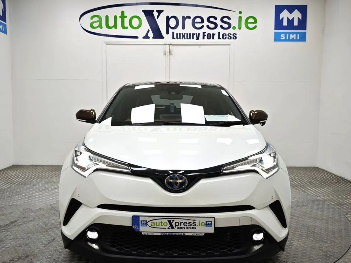 Toyota C-HR 1.8 Hybrid G Mode Bruno Automatic  Re - Image 3