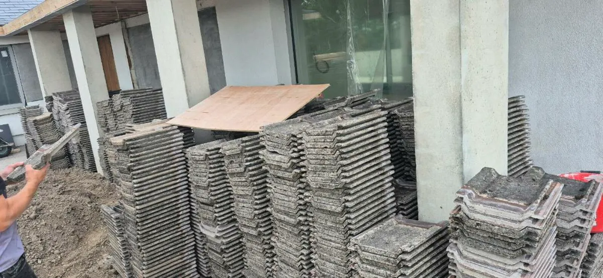 Roof tiles - Image 2
