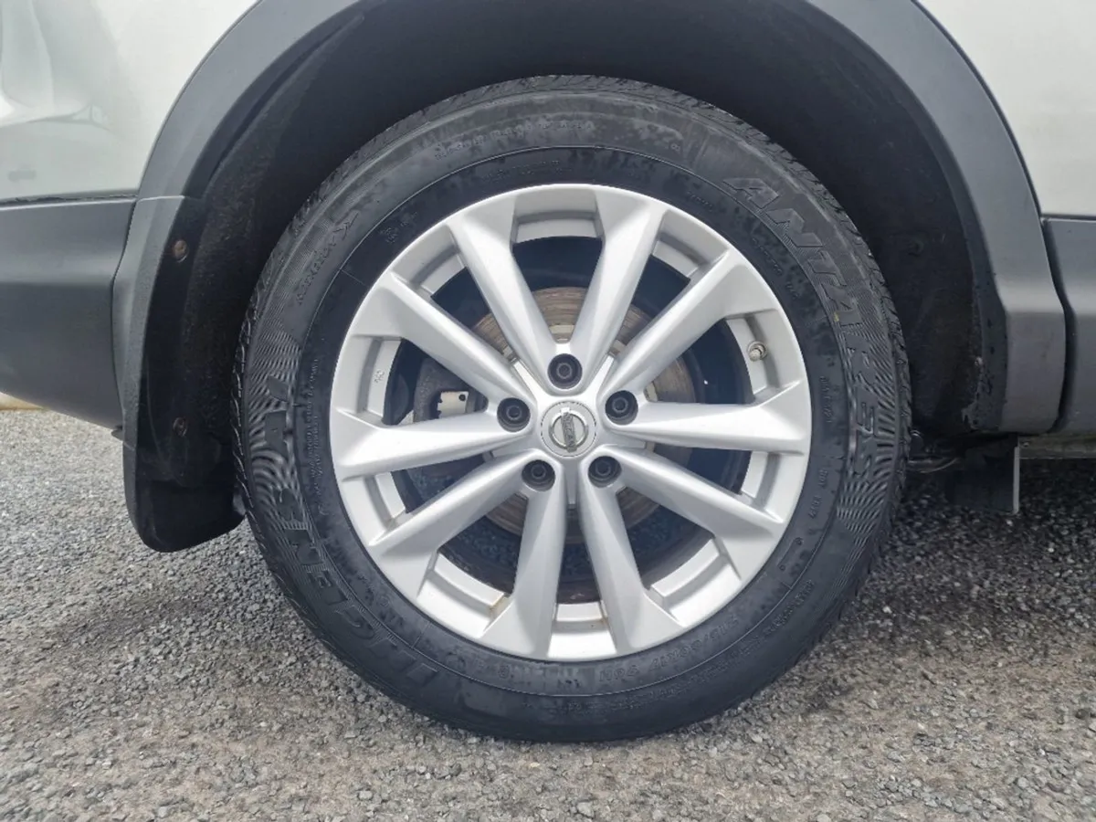 Nissan QASHQAI 1.5 SV My16 NC E6 4DR - Image 4
