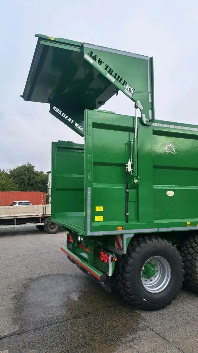 New A&W 24ft Grain/Silage trailer - Image 4