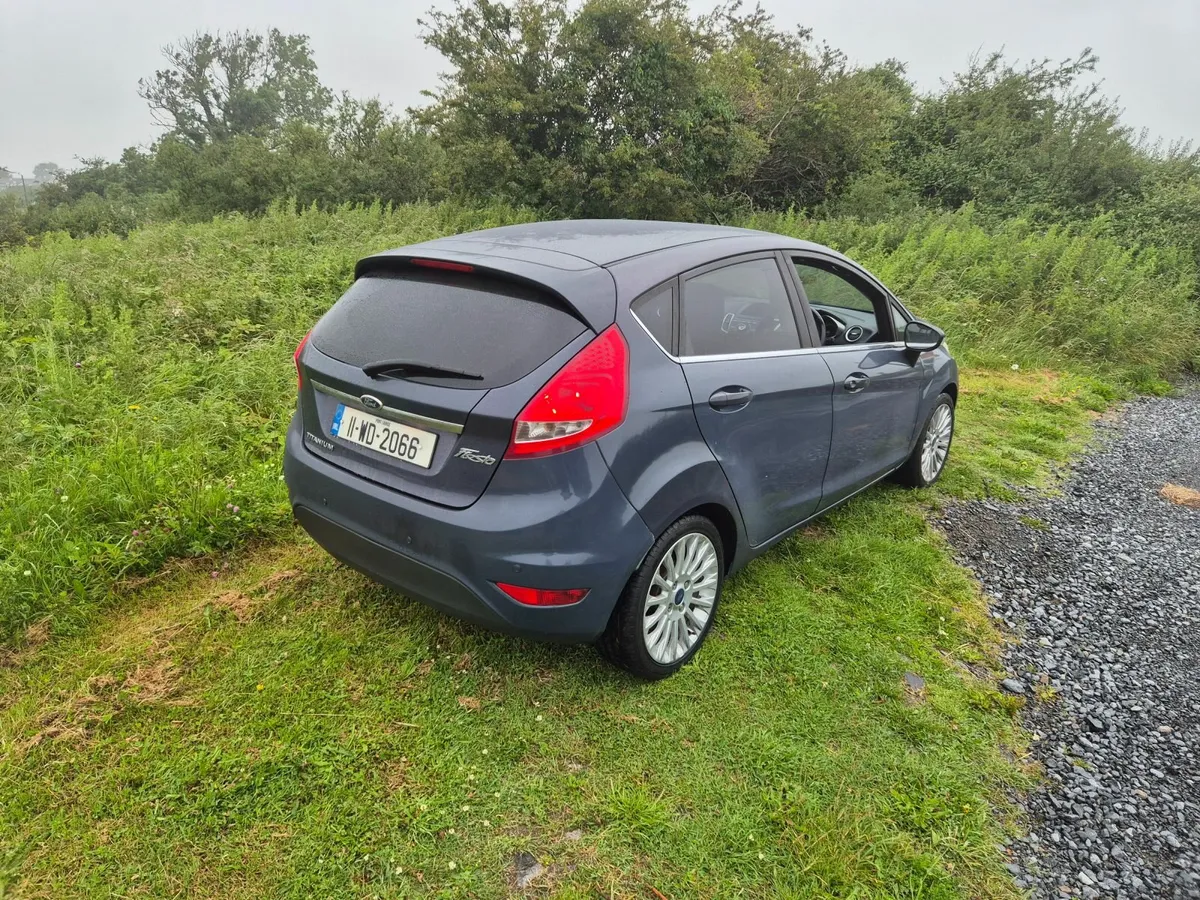 Nct today,only 95mls,1 owner,driving as new - Image 3