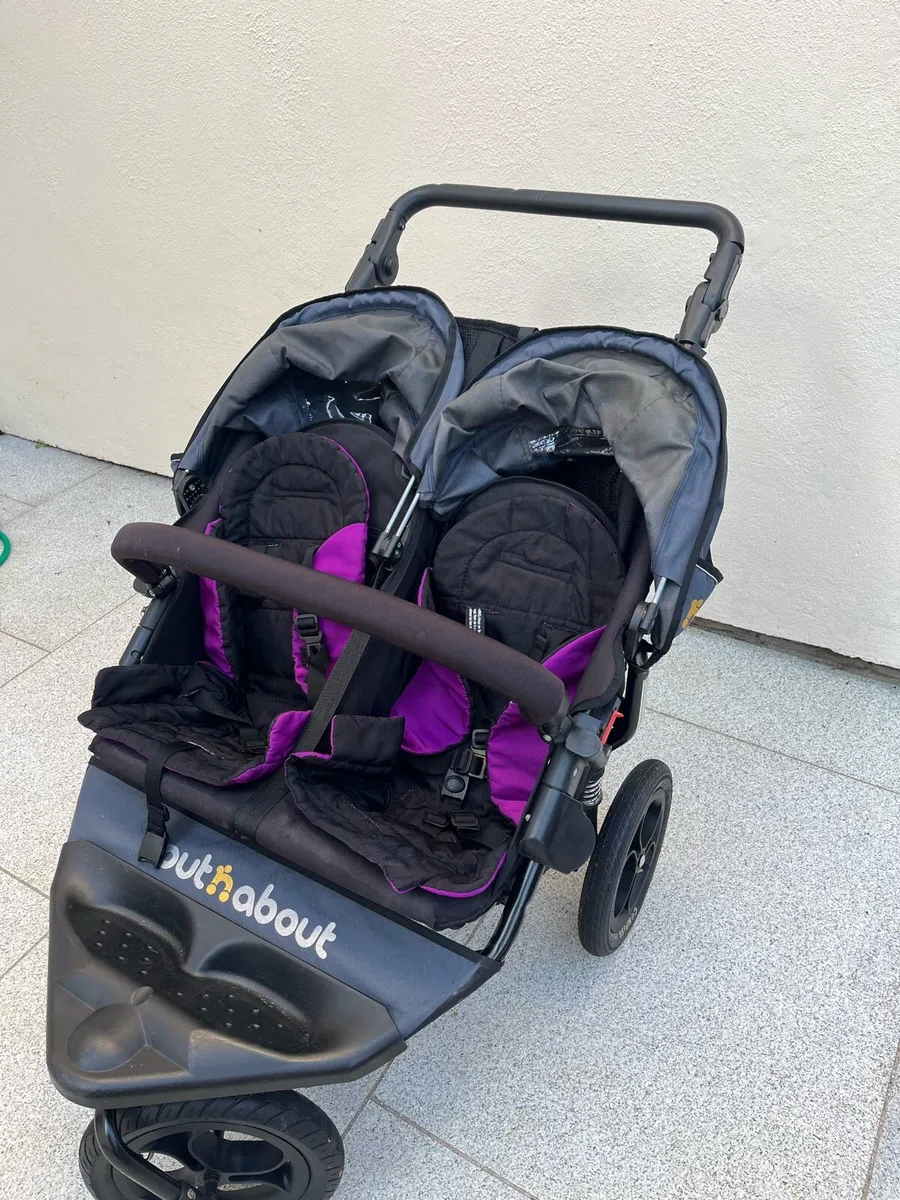 Out N About Double Nipper v4 buggy - Image 1