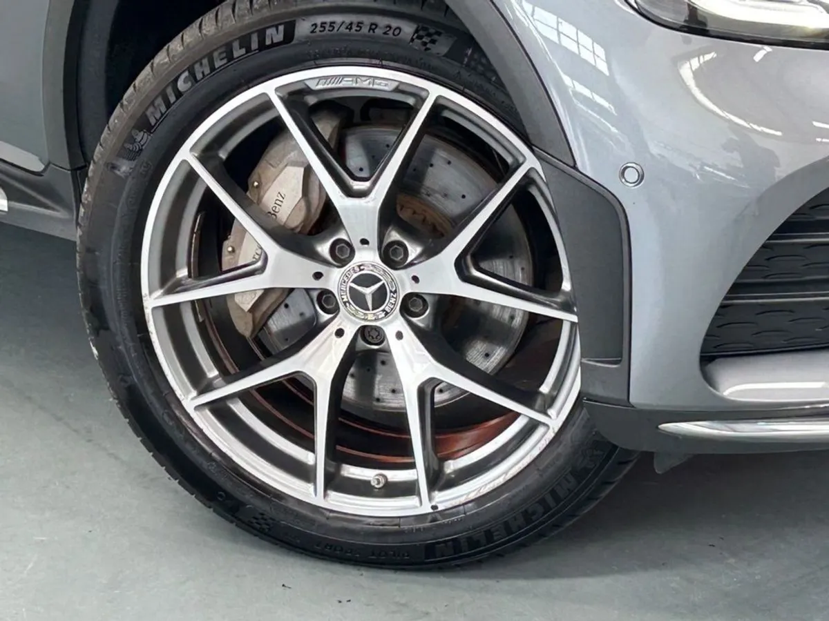 Mercedes-Benz GLC-Class Premium Plus Sunroof GLC - Image 3