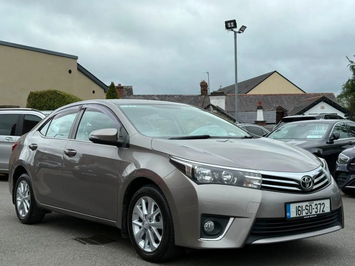 Toyota Corolla 1.33 Luna 4DR  low Kms - Image 3