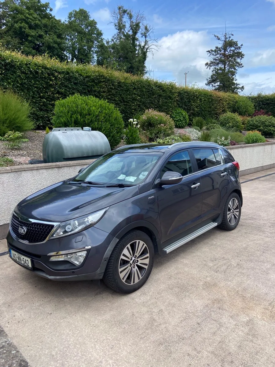 Car - Image 3