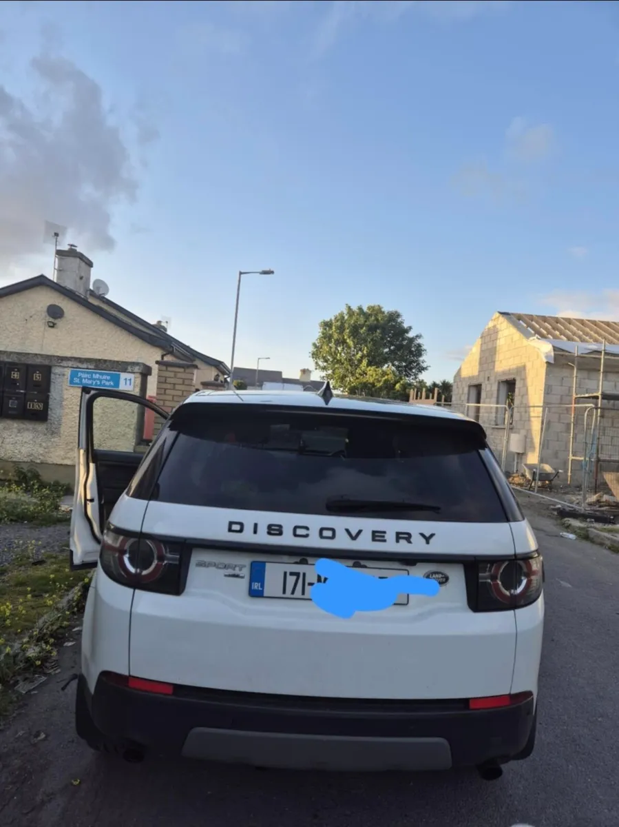 Car - Image 2