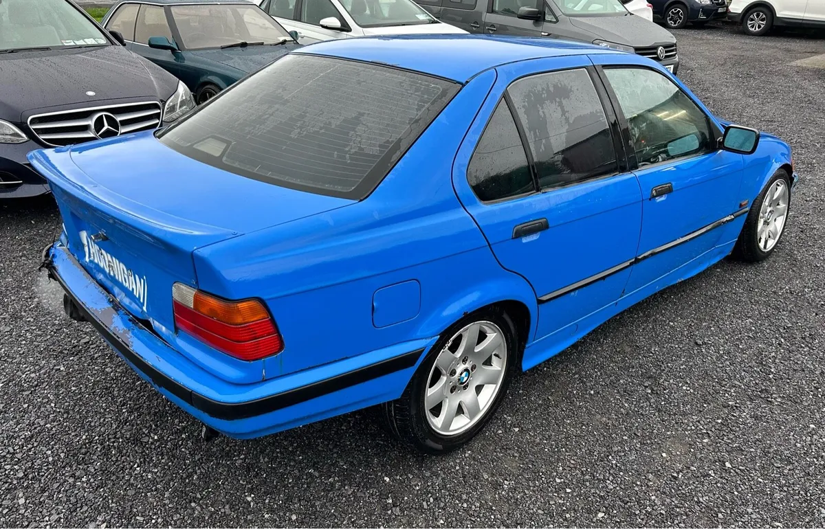 E36 328 drift car - Image 4