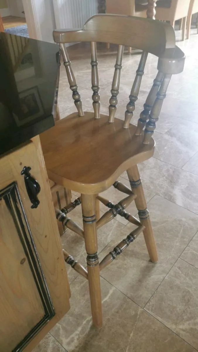 Chairs - Image 2