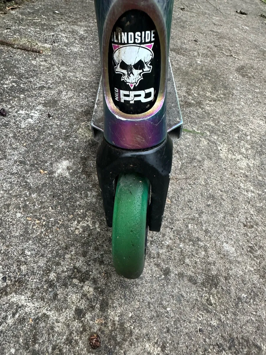 Stunt scooter - Image 1