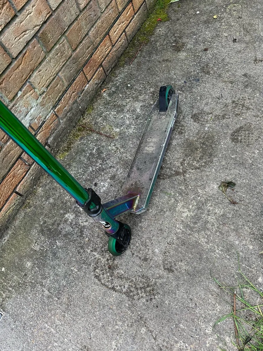 Stunt scooter - Image 4