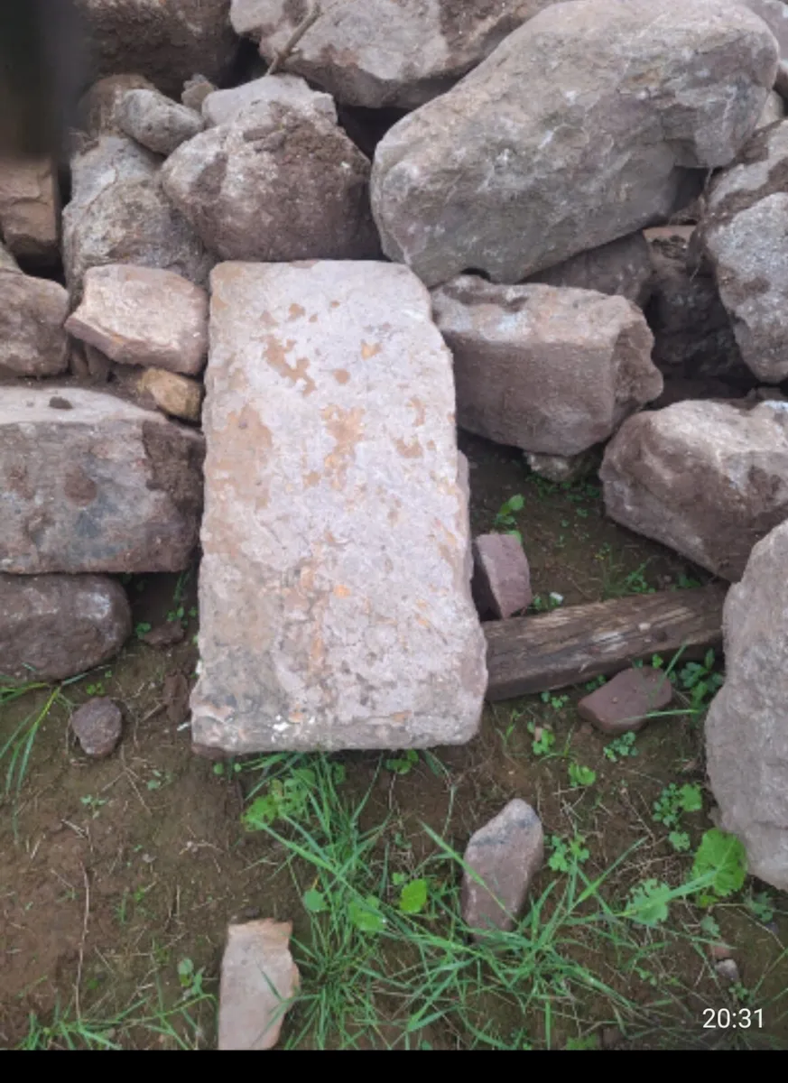 Building Stone - Image 1