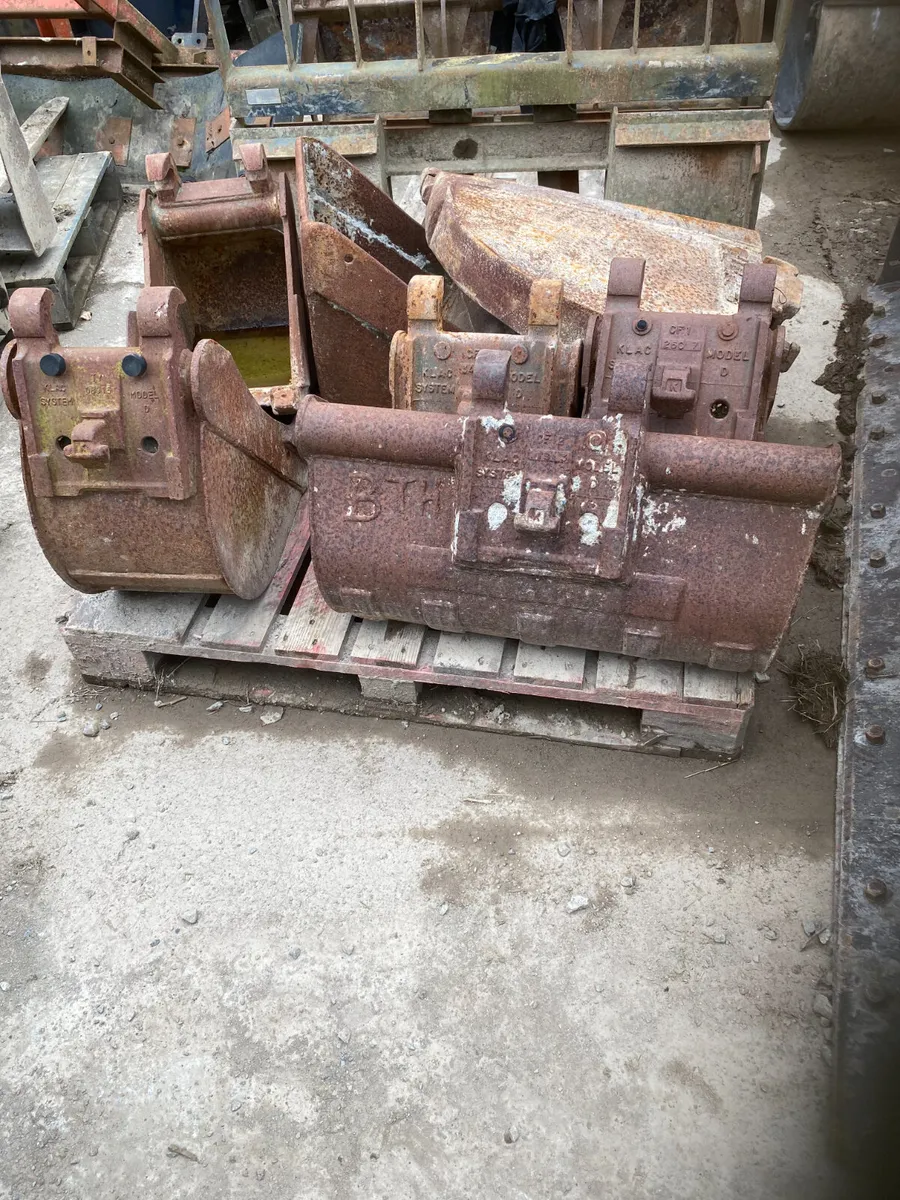 Klac Model D Excavator buckets for sale - Image 3