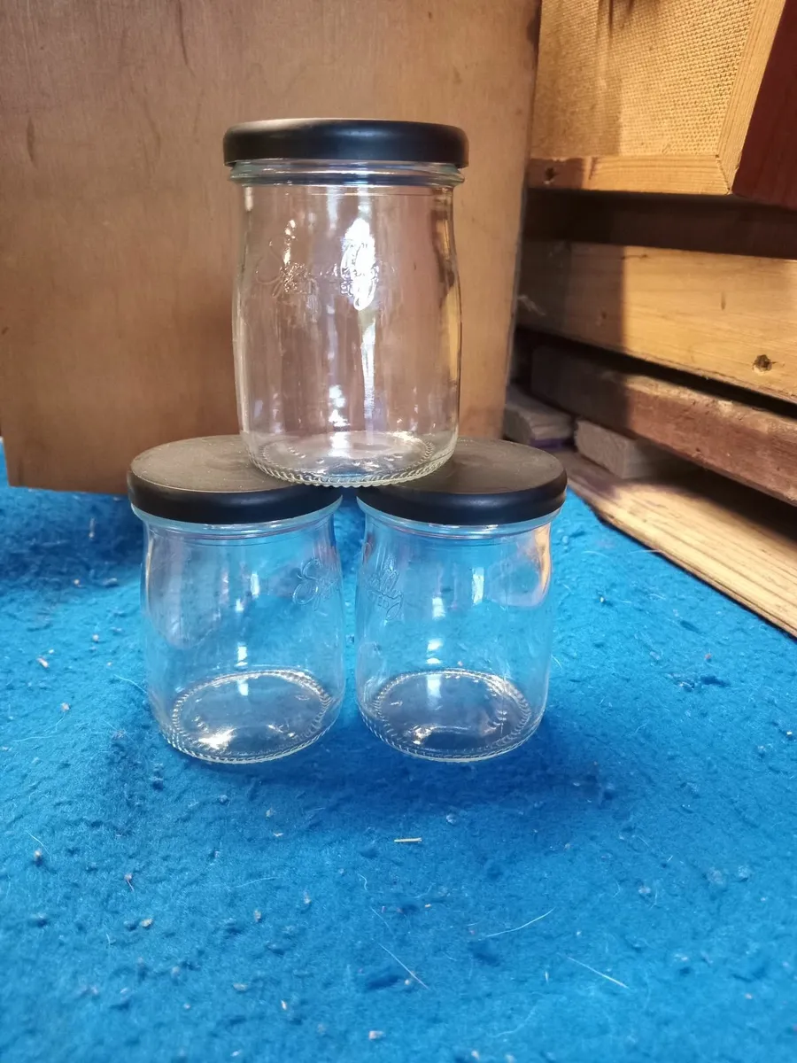 Small storage jars - Image 3