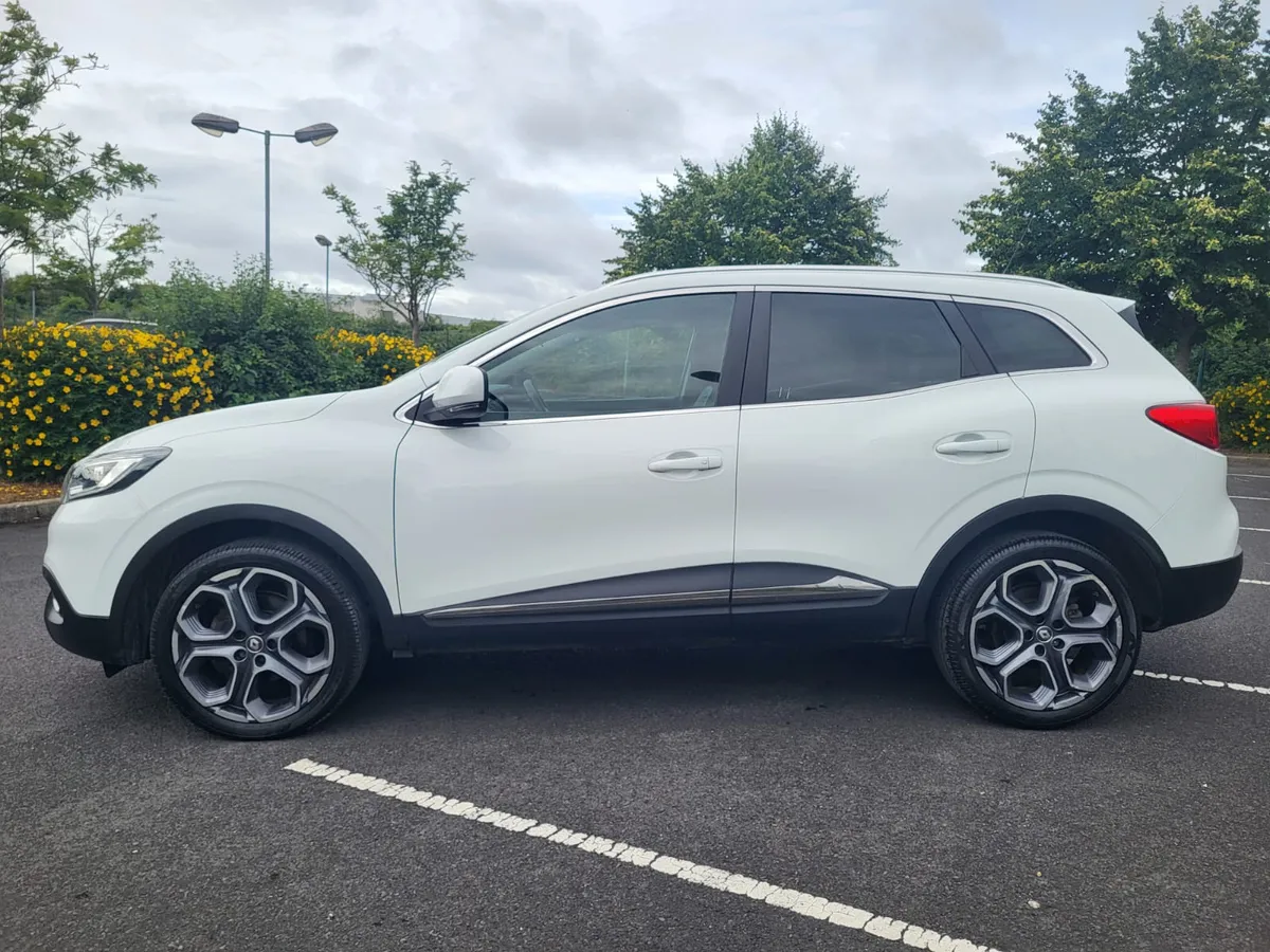 2017 RENAULT KADJAR 1.2 DYNAMIQUE S NAV LOW MILES - Image 2
