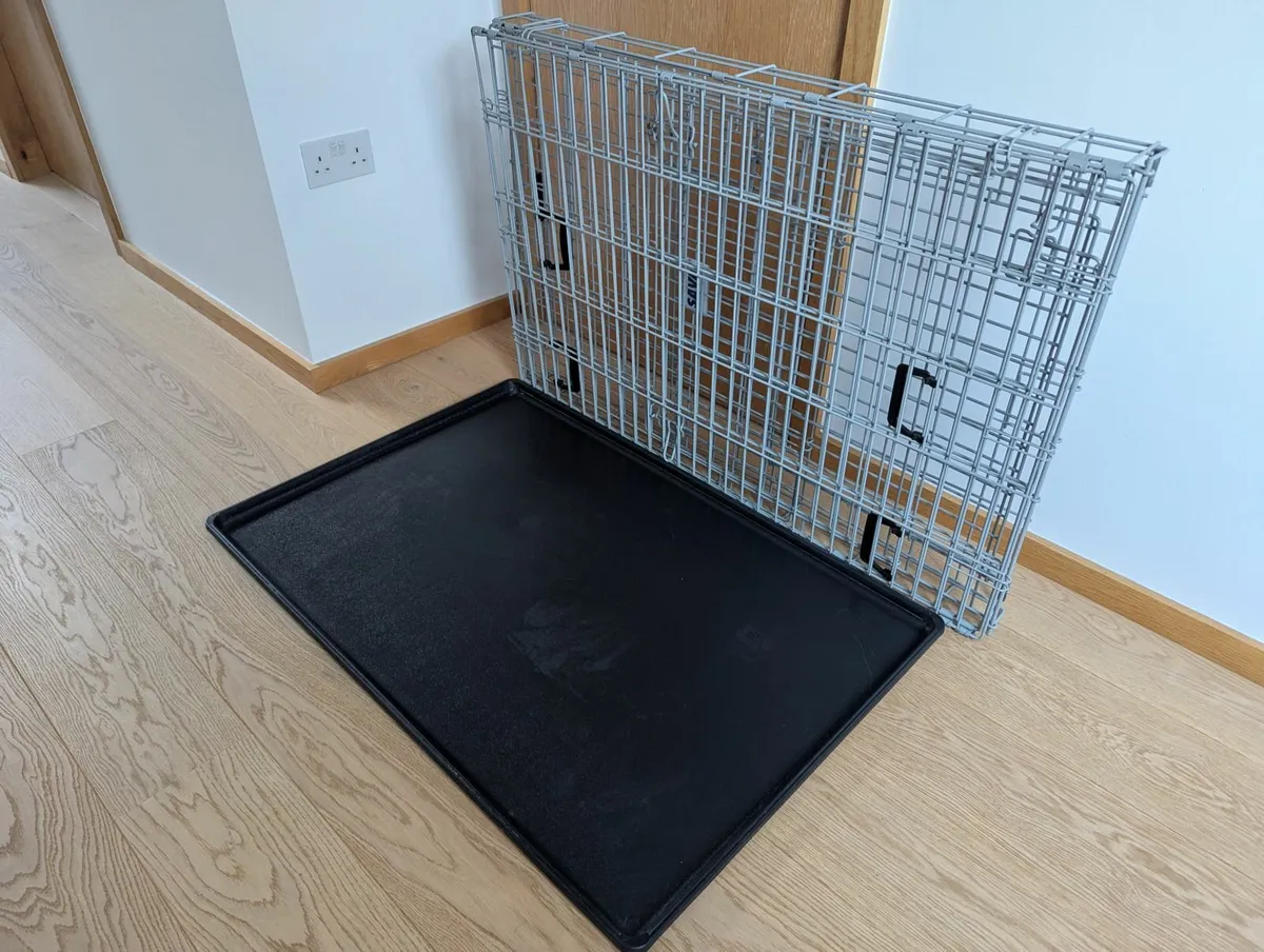 Savic dog crate 107cm - Image 1