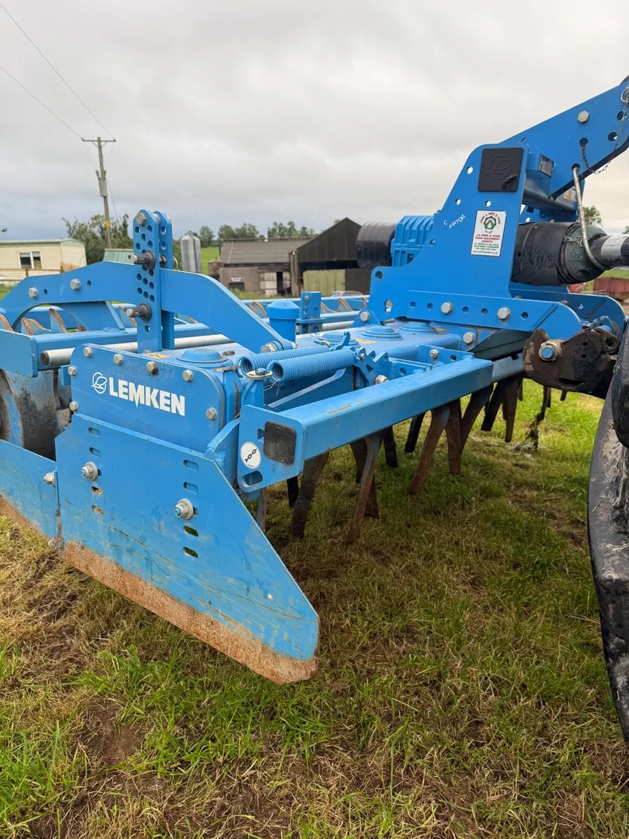 2022 Lemken zirkon 12 power harrow as new - Image 4