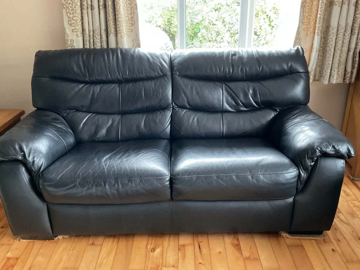 Italian leather suite - Image 2