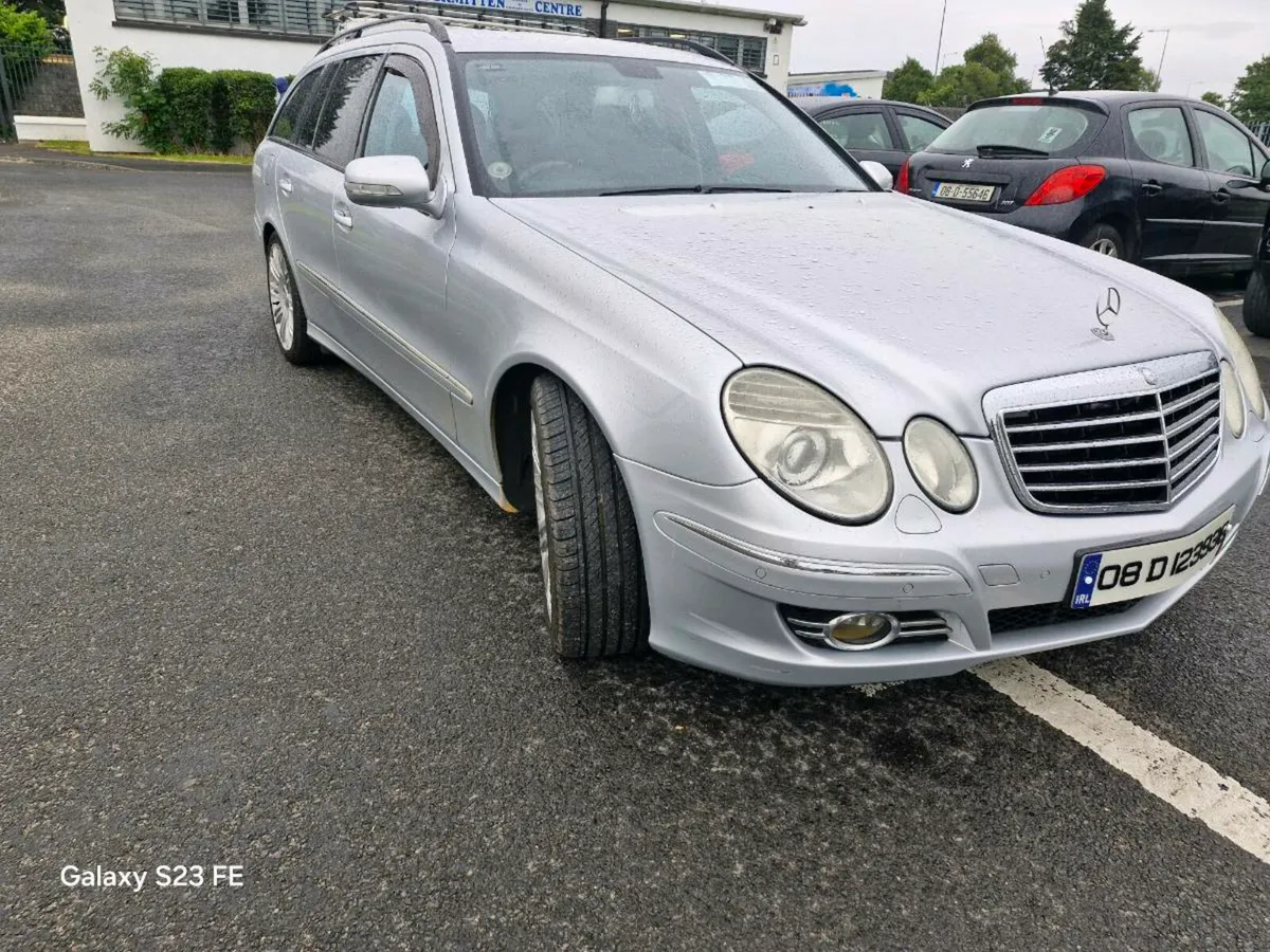 Mercedes benz e280 - Image 3