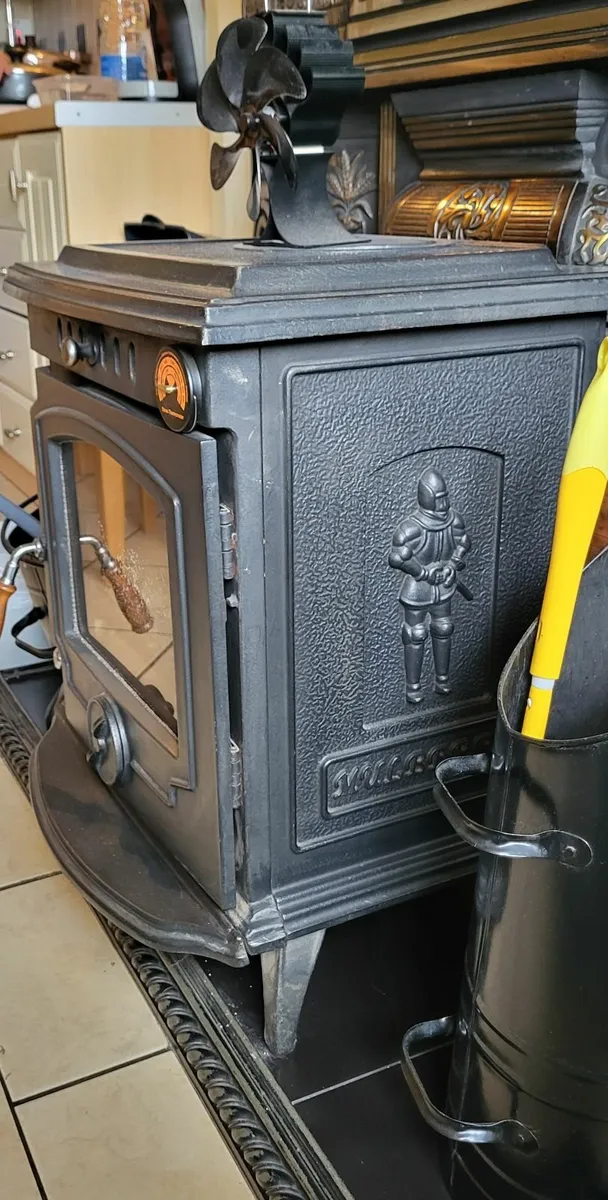 Stove - Image 1