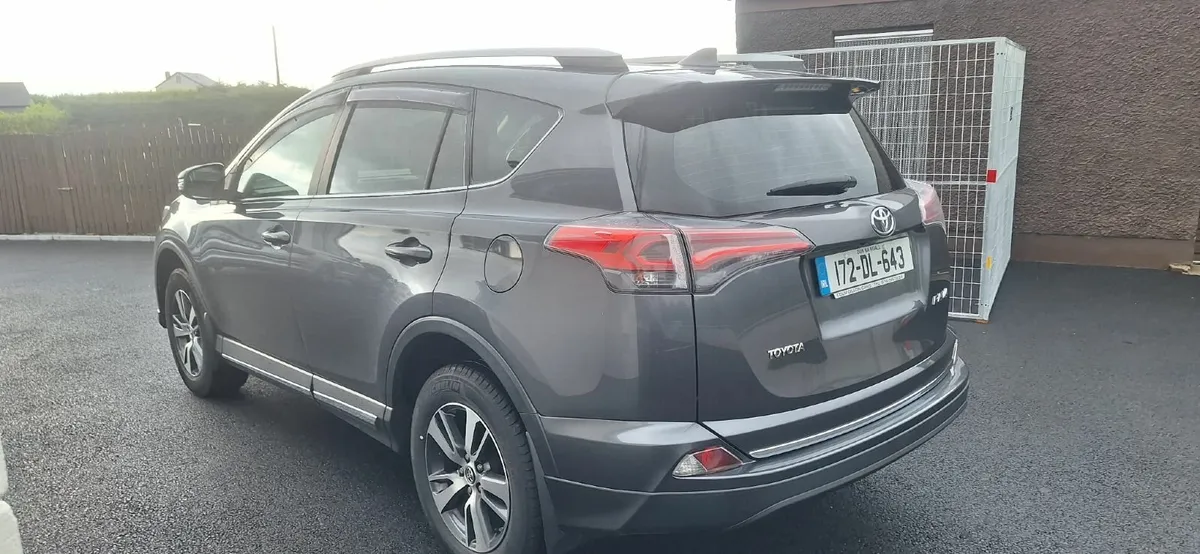 Toyota  rav 4 - Image 3