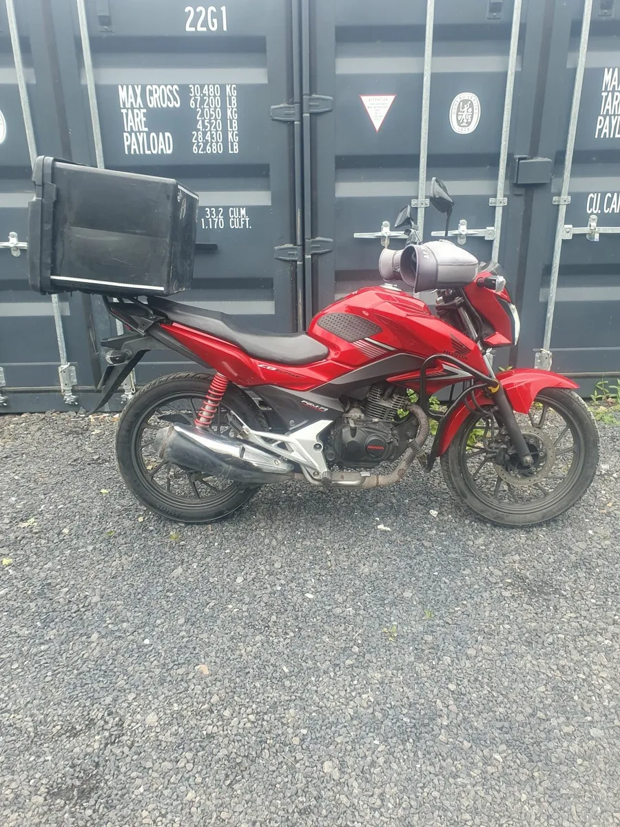 Honda cb125 f 2017 - Image 1