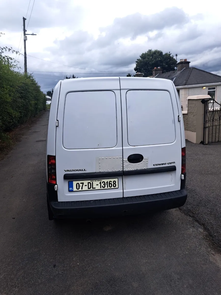 Van - Image 3