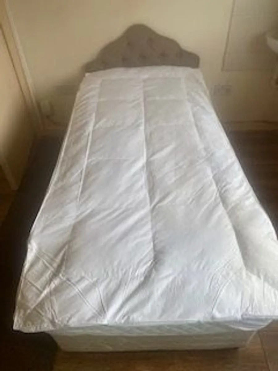 single  beds - Image 2