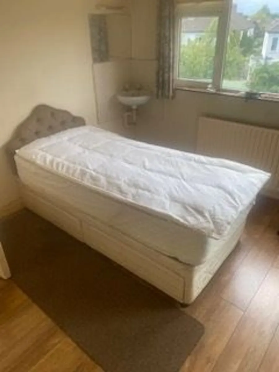 single  beds - Image 3