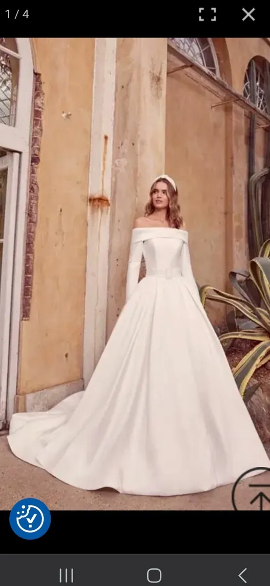 Wedding Dress - Image 4