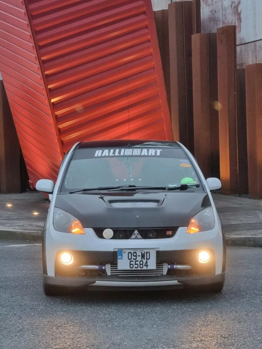 2009 Mitsubishi Colt - Image 1