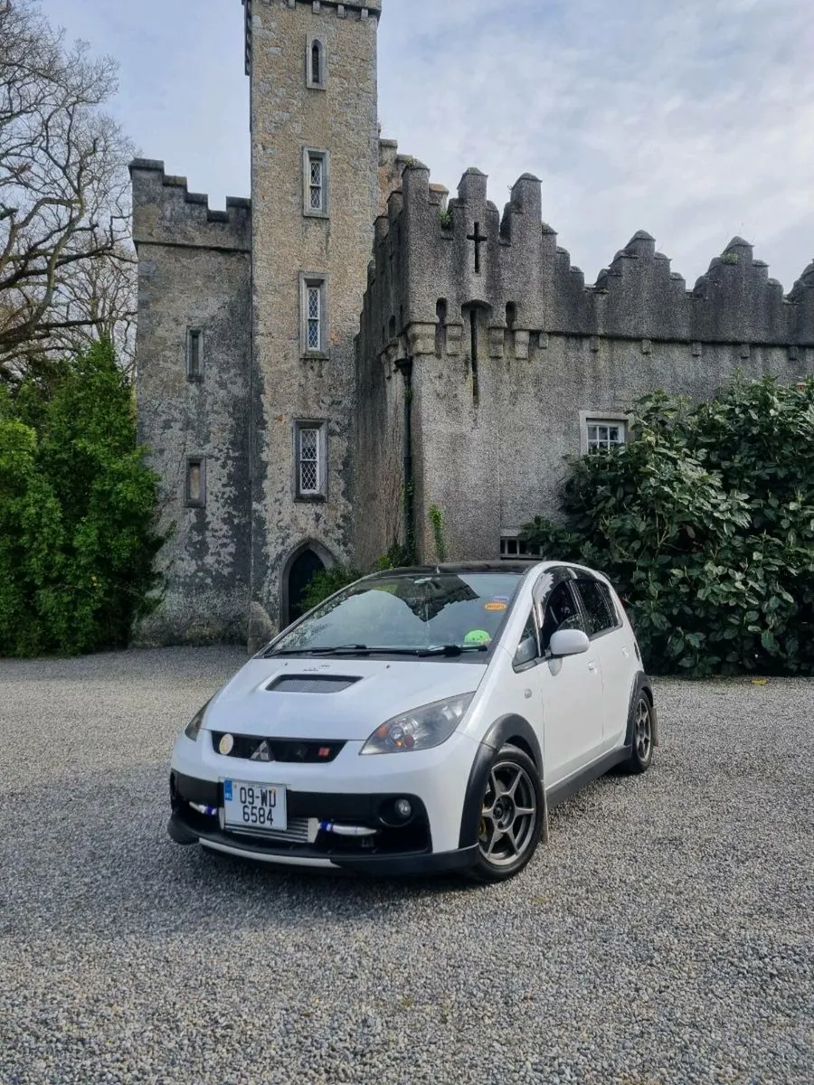 2009 Mitsubishi Colt - Image 3