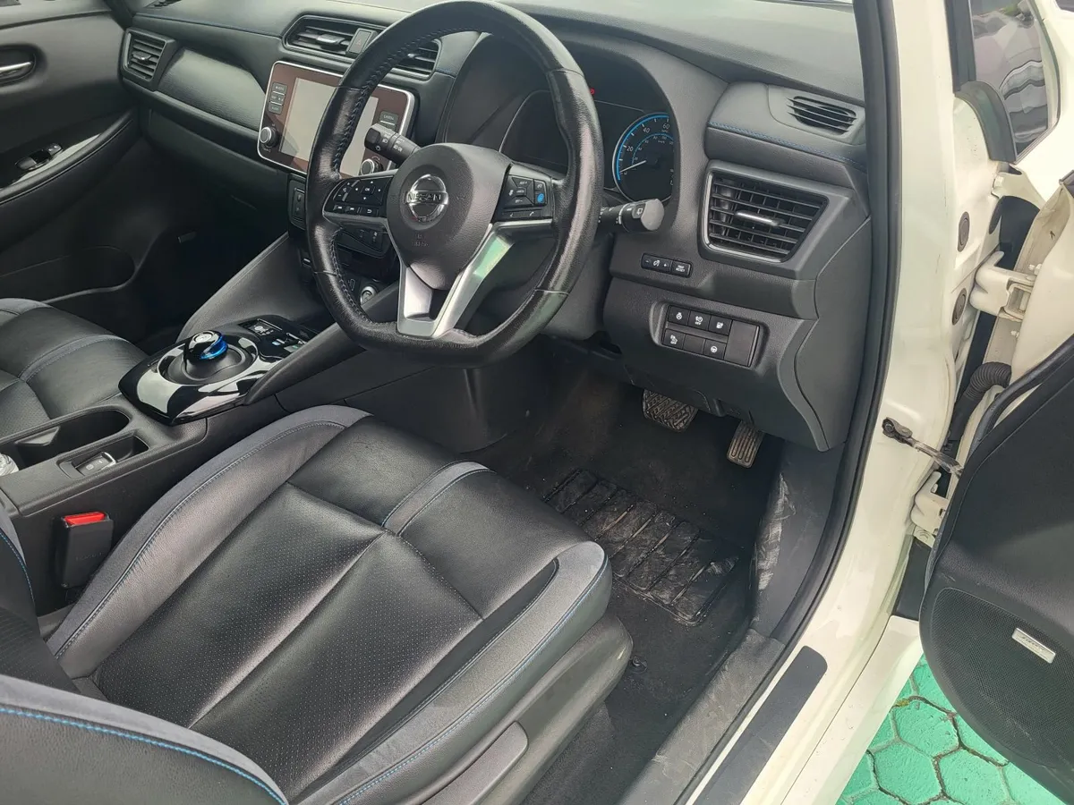 NISSAN LEAF 40KW. €9950 HIGH SPEC.  2020 - Image 2