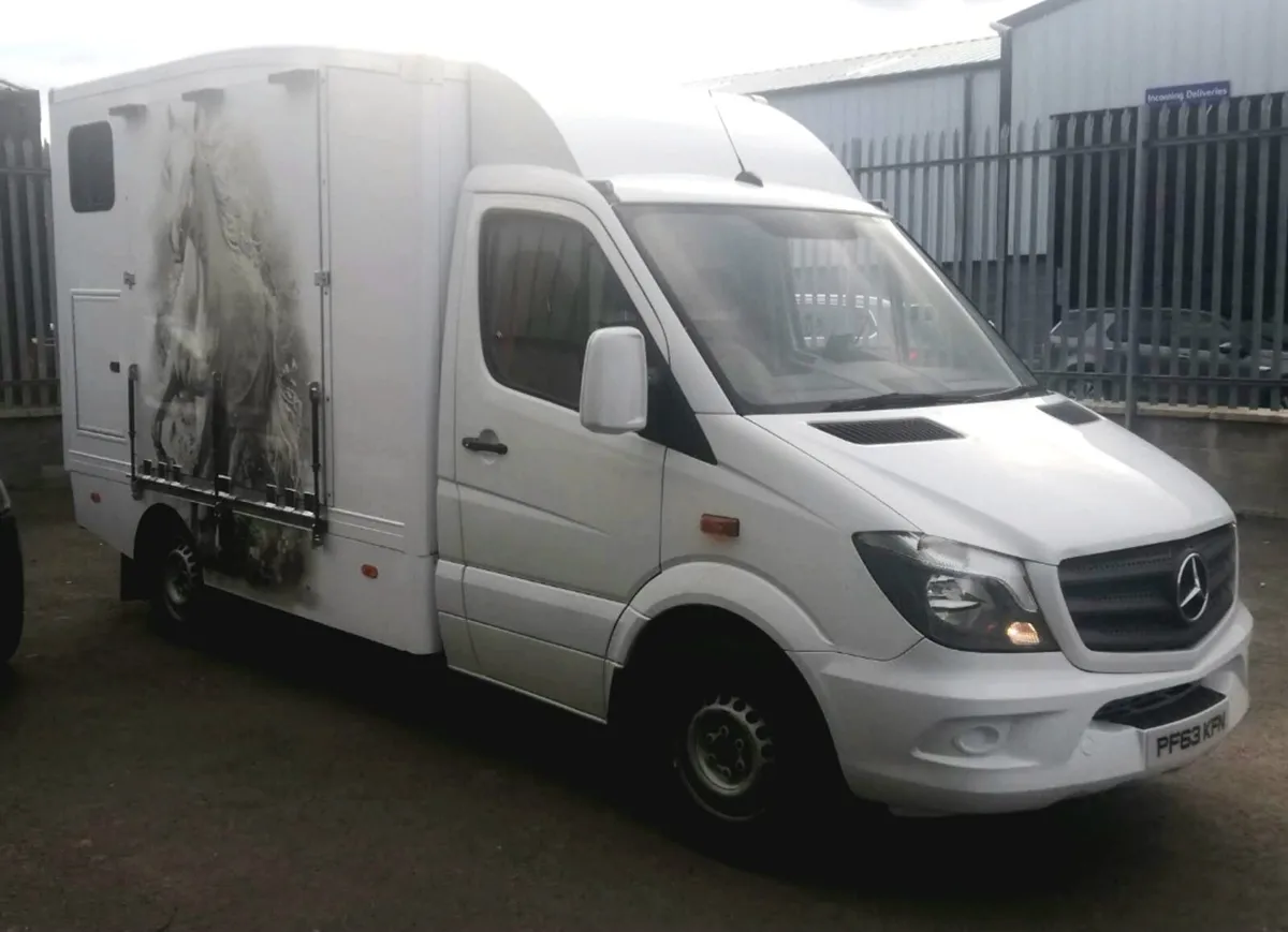 2014 merdedes sprinter horsebox automatic