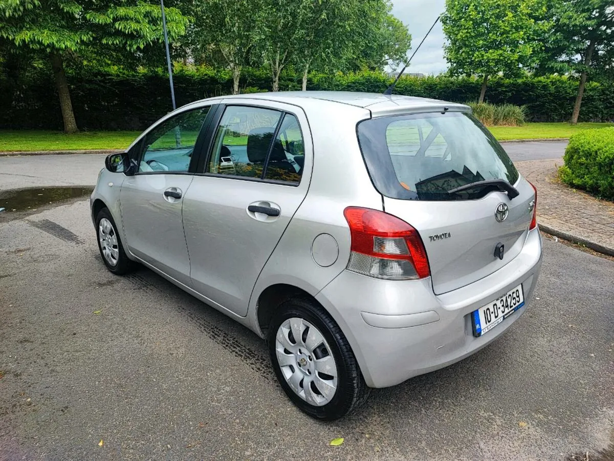 2010 Toyota Yaris low mileage - Image 4