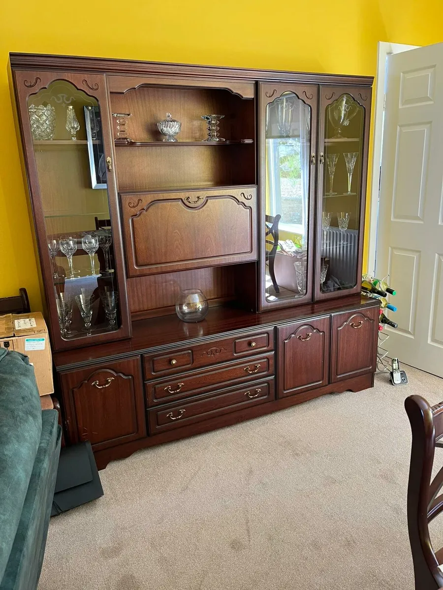 Mahogany unit - Image 1