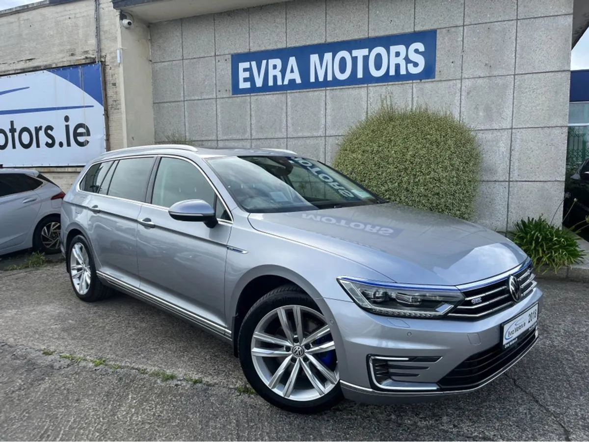 Volkswagen Passat GTE Estate 1.4 Petrol Plug IN H - Image 1