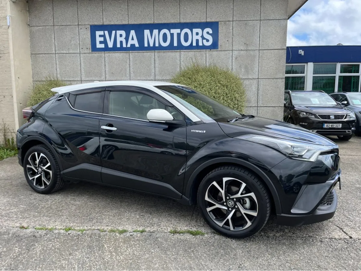 Toyota C-HR SOL Automatic Hybrid 1.8 Petrol //hig - Image 2