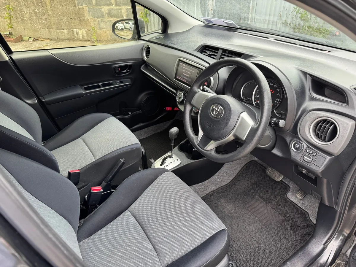 Toyota Vitz 2013. New NCT. Auto 1 L. Low Mileage - Image 4