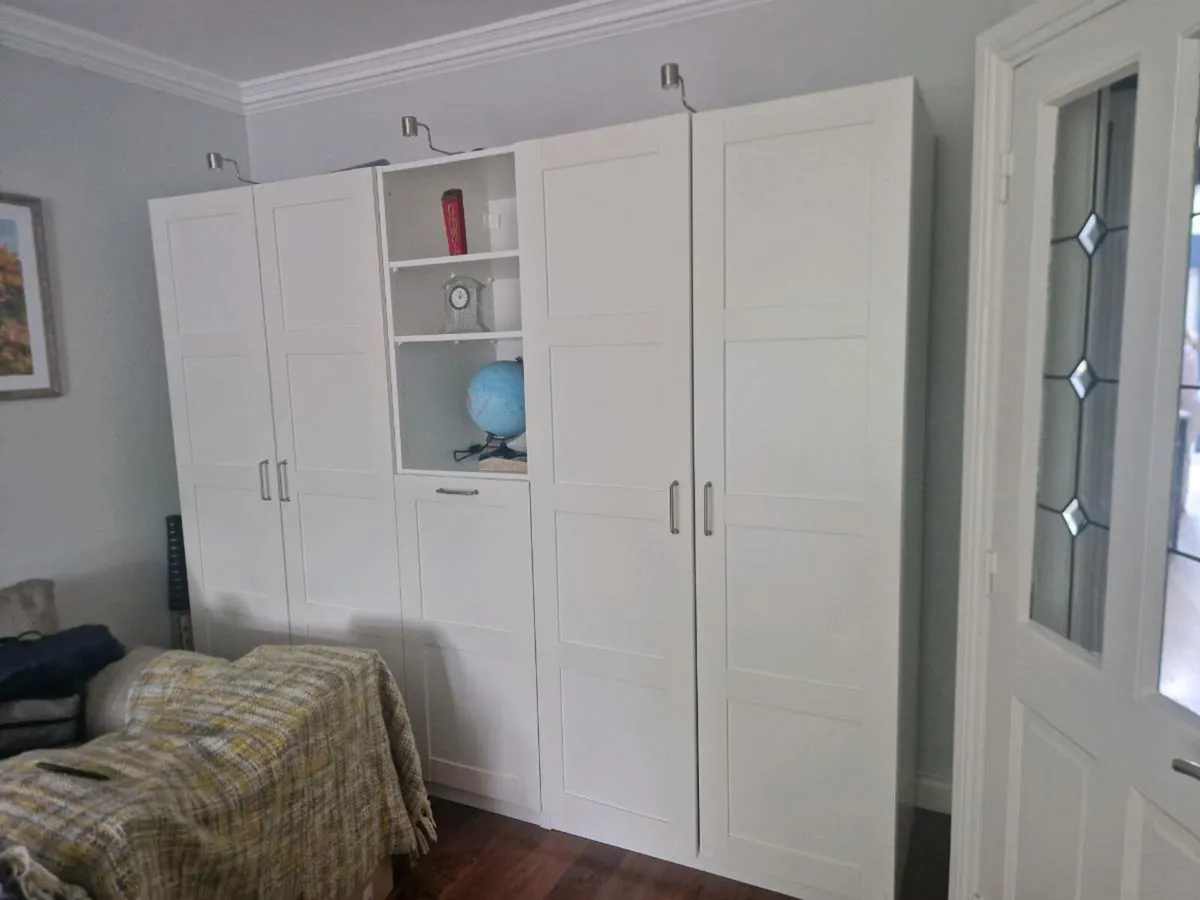 Living room storage - Image 2