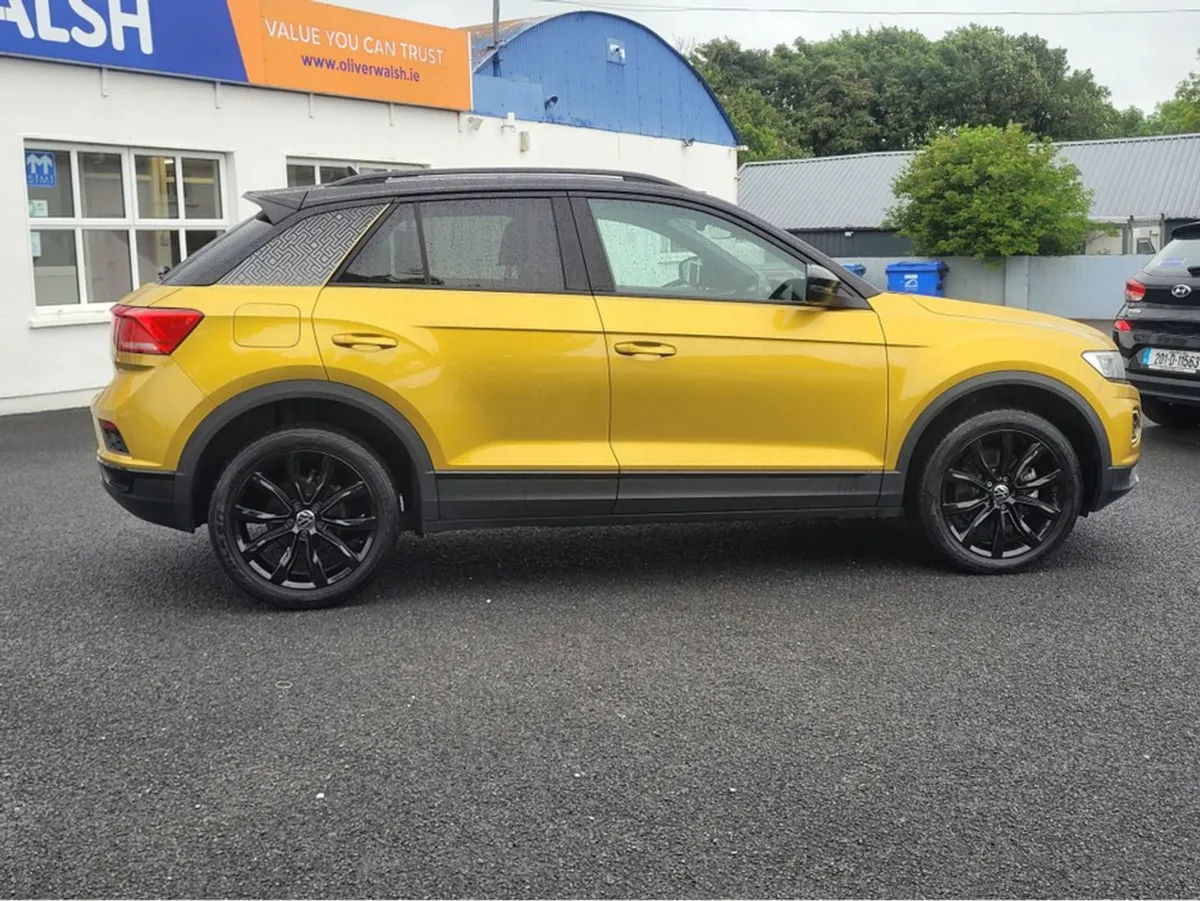 Volkswagen T-Roc 2.0 D Auto Black Pack Edition. - Image 3