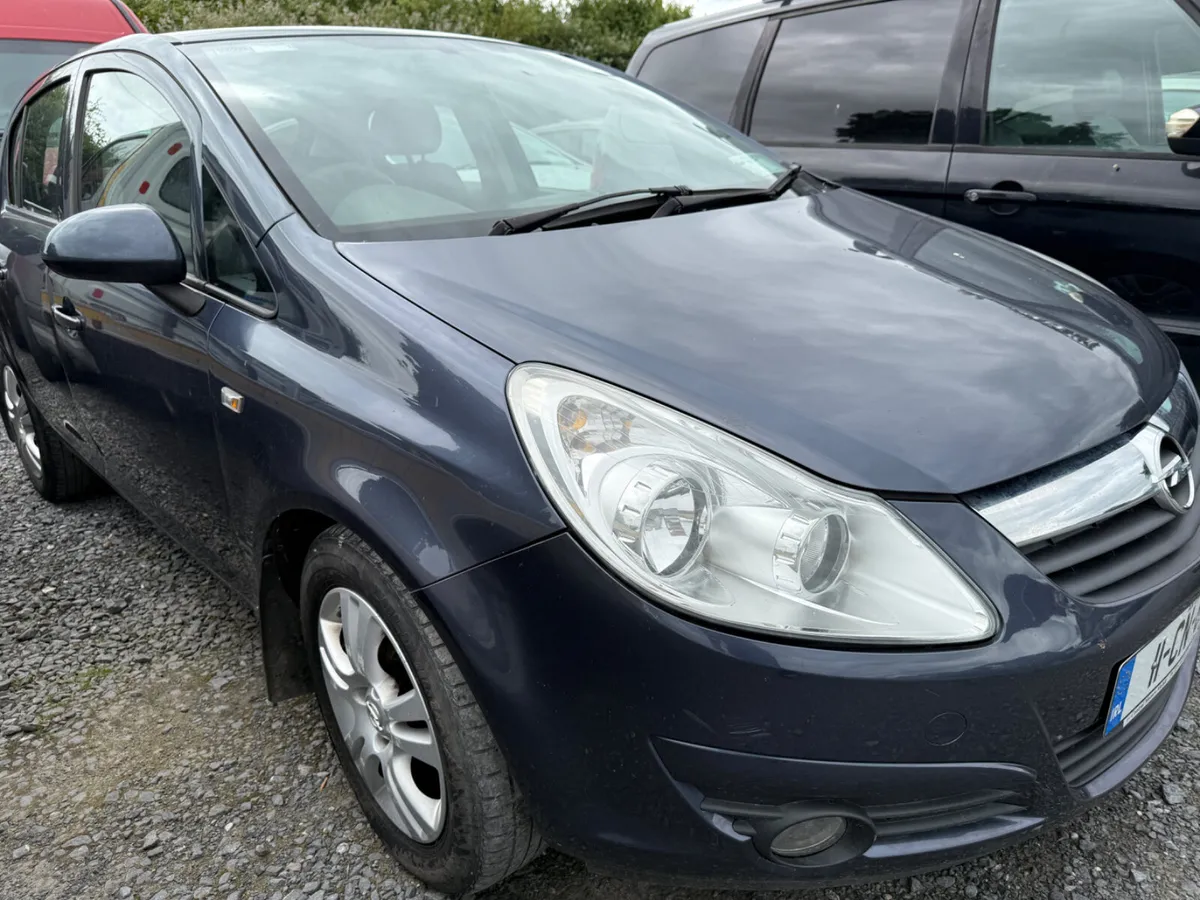 Opel Corsa SC 1.2L 16V 5DR - Image 2