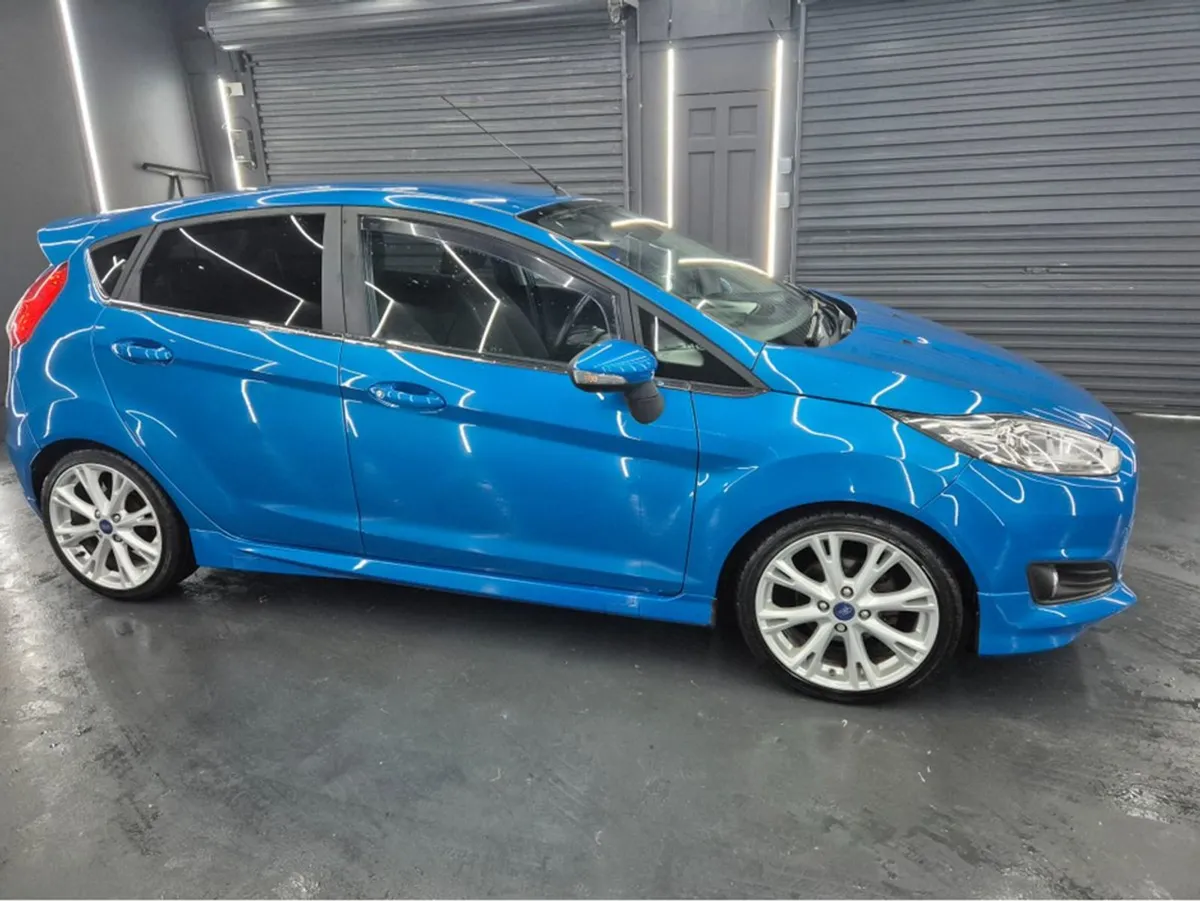 Ford Fiesta 1.0 Titanium 125PS 5DR - Image 4