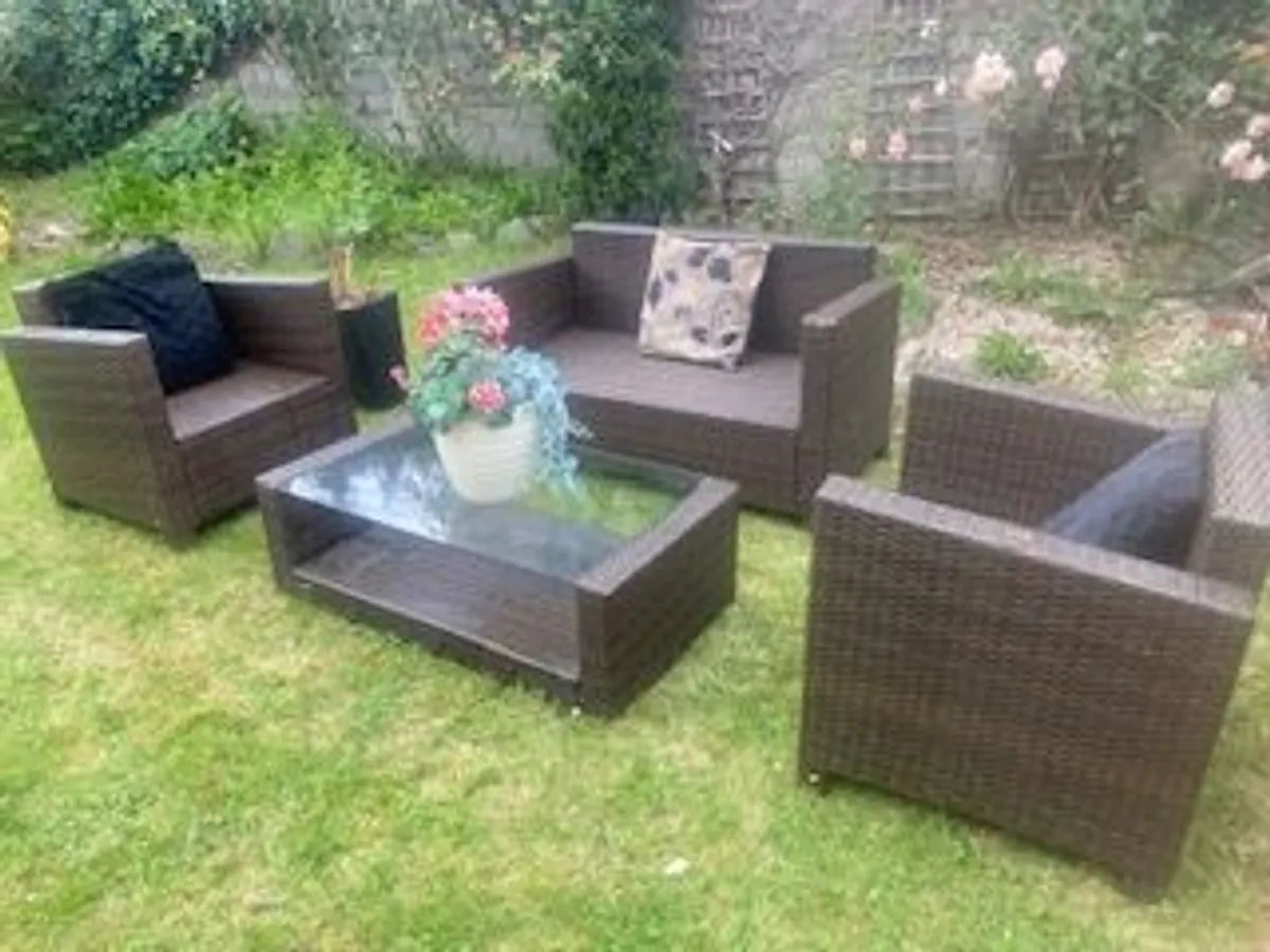 Garden furniture - Image 2