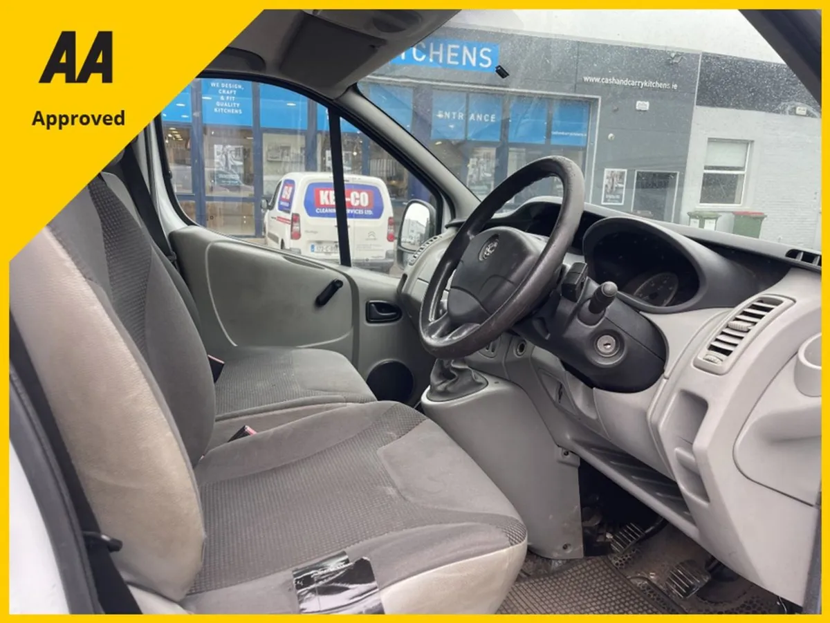 Opel Vivaro 2900 CDTI LWB 5DR - Image 3