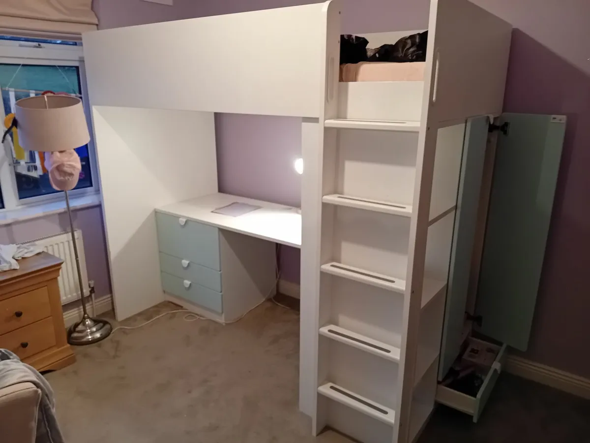 Bunk bed with desk - Image 1