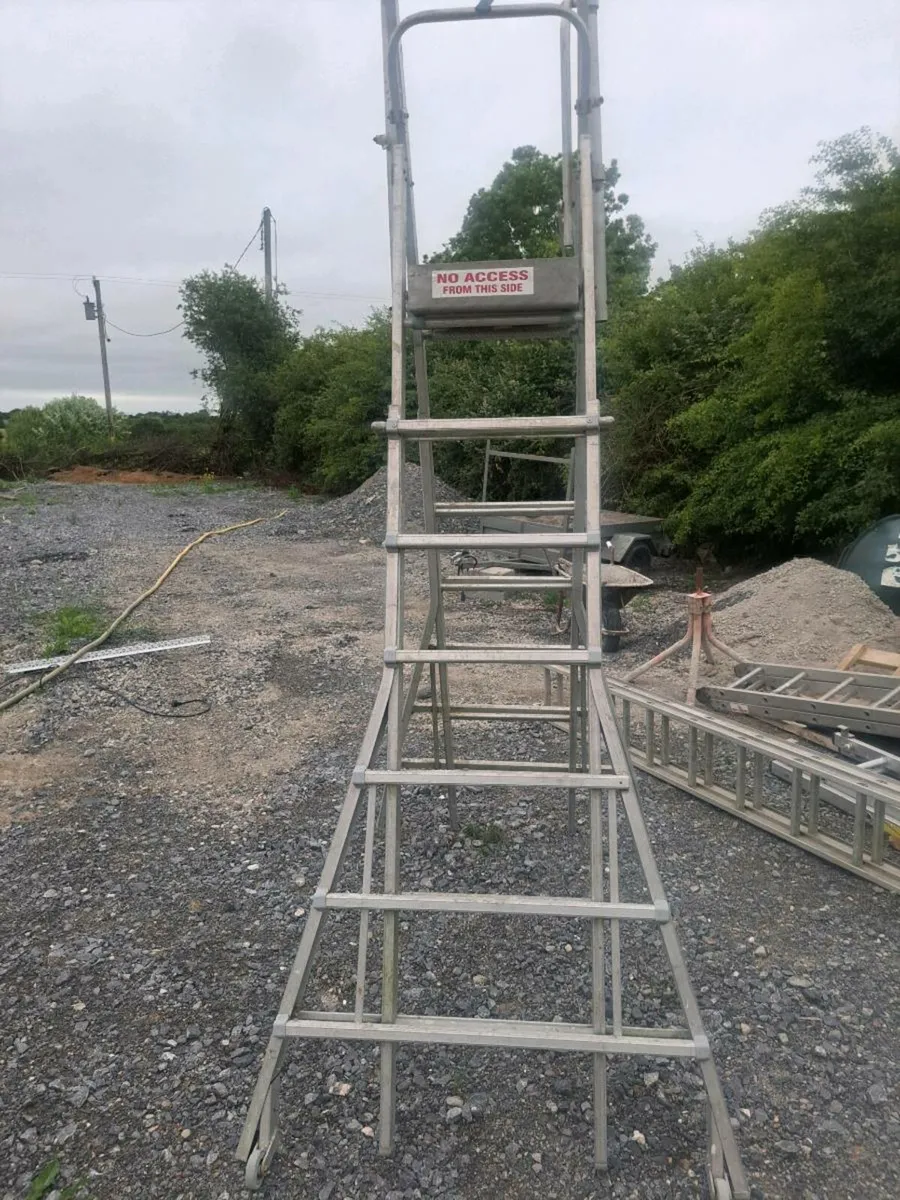 Podium ladder - Image 2