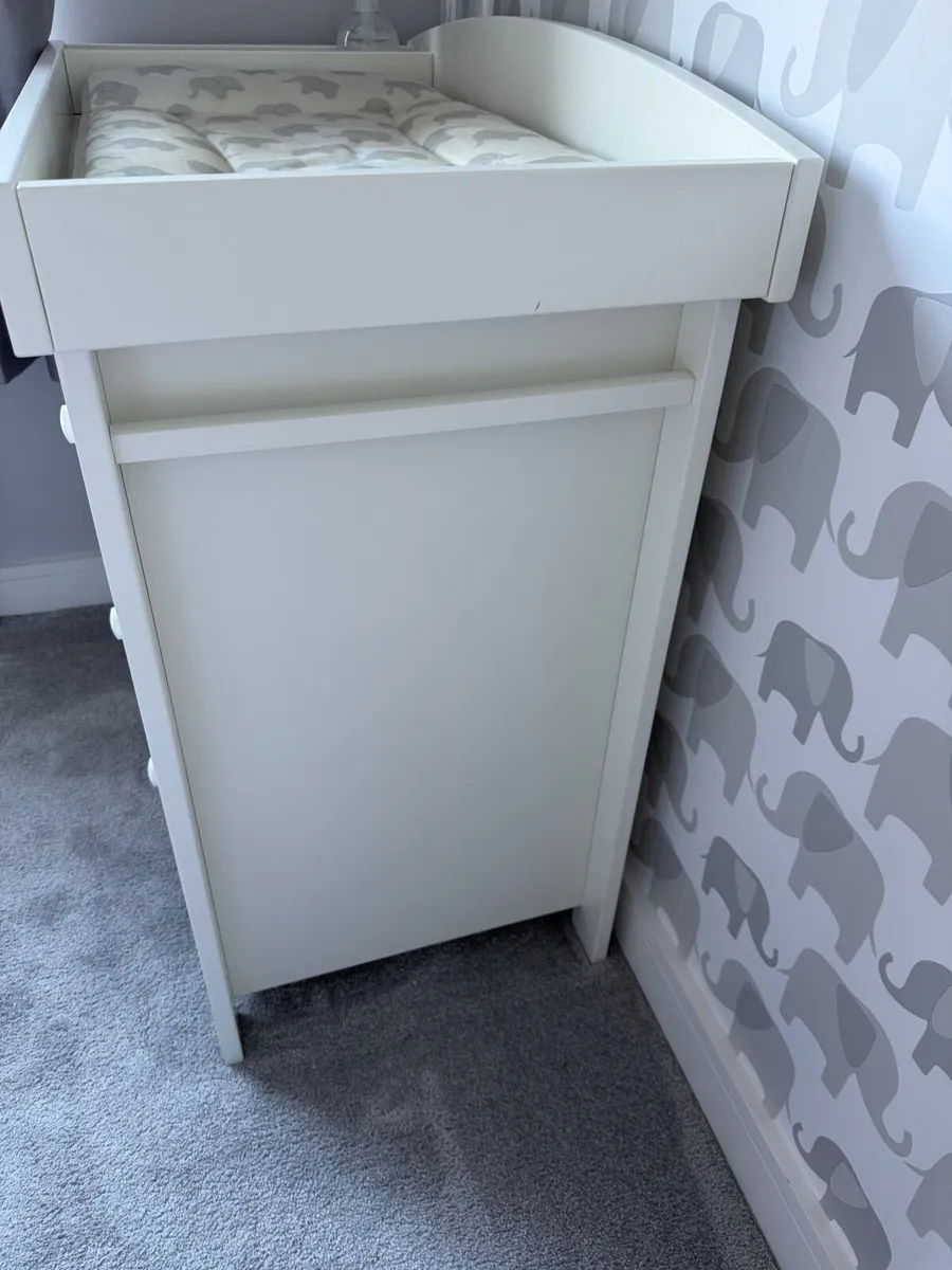 Mamas and Papas Mia White Dresser - Image 3